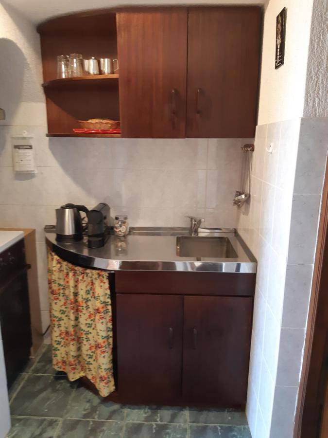 Apartmani Andreja Pinezići Buitenkant foto